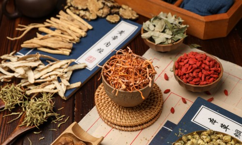 肺不好会引起脚水肿么-肺不好会引起脚网 :分享肺不好会引起脚站不住的症状吗-肺不好会引起脚气吗知识